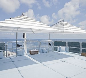 Luxury yacht JO - Sundeck