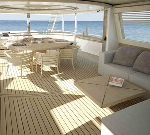 Luxury yacht Navetta 33 Crescendo Upper deck