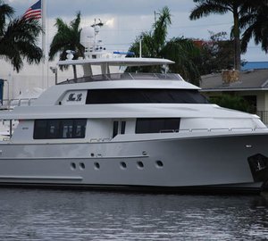 Luxury yacht Nina Lu - a sistership to Westport 112 Yacht Hull no. 52