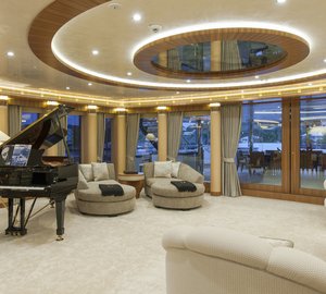 Luxury yacht Quattroelle - Upper Deck Saloon Photo by Klaus Jordan
