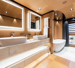 Luxury yacht SUERTE - Bathroom