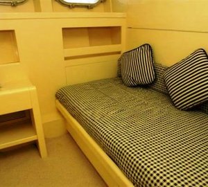 MARAZUL -  Convertable starboard Guest Cabin