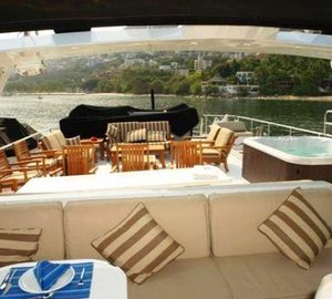 MARAZUL -  Flybridge Spa Pool