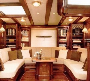 MARIA CATTIVA - Saloon