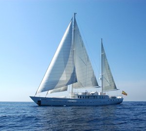 MATA MUA - Her Profile Under Sail