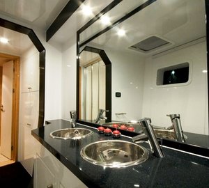 MAUNI Master Bathroom