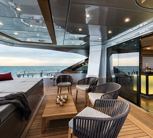 MCY 105 Superyacht G - Cockpit