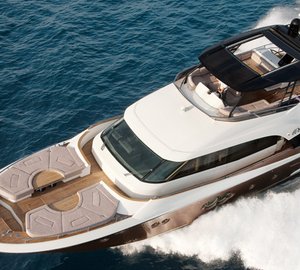 MCY 70 Yacht view from above 001