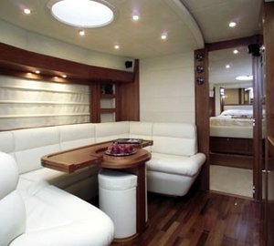 MISS MONEY PENNY - Saloon