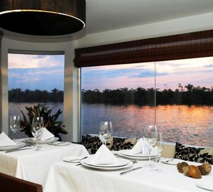 MV AQUA Dinning 1