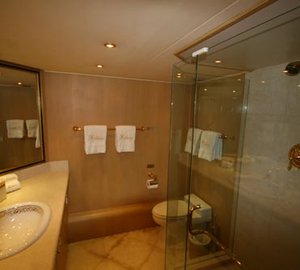 MY KALEEN - Master Shower