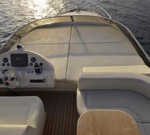 MY SAKURA - Flybridge