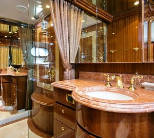 MY SEA VENTURE - Master ensuite