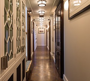 MY Yacht MALAHNE - Guest corridor