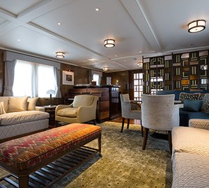 MY Yacht MALAHNE - Salon view