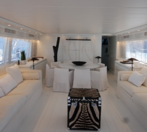 Maiora 27 Yacht Nicka - Dining Area- Lounge
