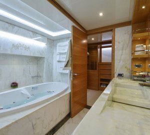 Majesty 135 superyacht - Owners En Suite