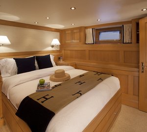 Miss Lisa Double Cabin Interior - Photo credit to Neil Rabinowitz