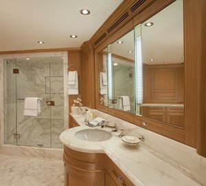 Miss Lisa Yacht Owner Bathroom - Photo credit to Neil Rabinowitz