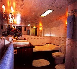 Moonmaiden -  Ensuite bathroom