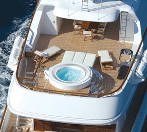 Motor Yacht HAMPSHIRE - Spa Pool