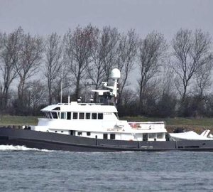 Motor Yacht LARS -  Profile