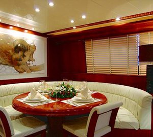 Motor yacht ALTAIR -  Dining area