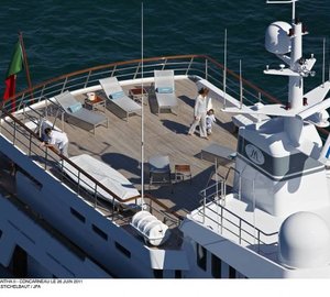Motor yacht Axantha II Sundeck - Photo Credit B.Stichelbaut - JFA