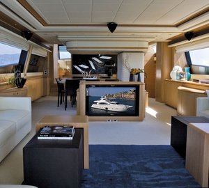 Motor yacht Ferretti 881 RPH - Interior