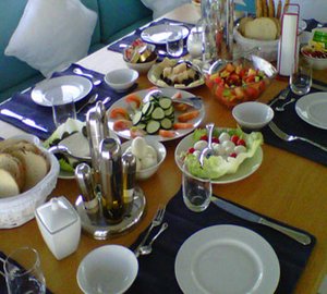 Motor yacht K BLU -  Dining Detail