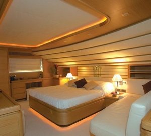 Motor yacht LADY CHATTERLEY -  Master Cabin