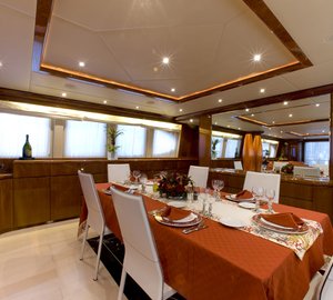 Motor yacht MAGIC DREAM -  Formal Dining