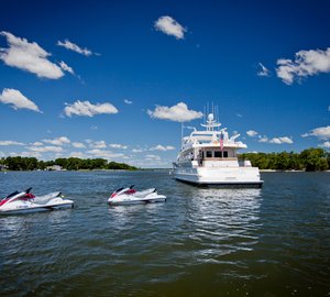 Motor yacht SALACIA - Water Toys