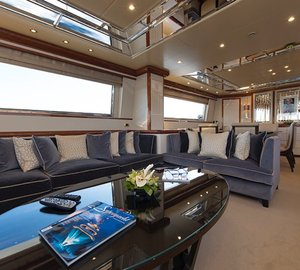 Motor yacht THE WELLESLEY - Salon Seating