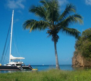 NAHEMA IV - At Anchor