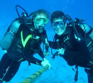 NAHEMA IV - Diving on charter