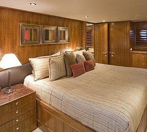 NEVER QUIT - Master cabin