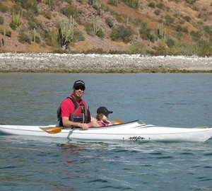 NORTHERN SONG - Kayak