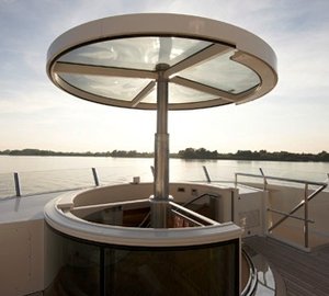 NORTHLANDER - Access to Sundeck