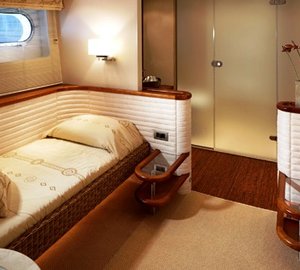 NORTHLANDER - Twn Cabin