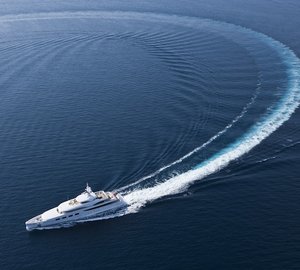 Nataly Superyacht cruising - Benetti yacht
