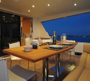 Numarine 78 Flybridge Yacht - Exterior