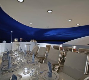 ONEIRO - Alfresco Dining