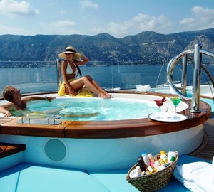 Oasis - Top Deck Spa Pool Pool