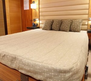 One of the superyacht Majesty 121 luxurious cabins