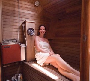 PAtient Falcon Sauna