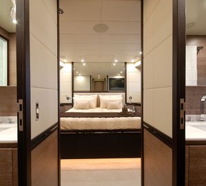 PURE WHITE - VIP Cabin