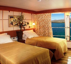 Queen of Galapagos -  Twin