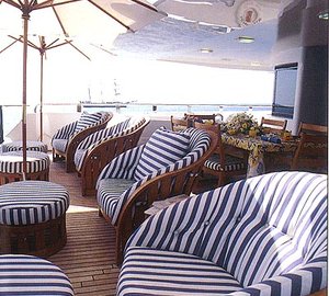 RENEGADE - On Deck Seating