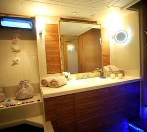 ROSPIYA -  Master Bath